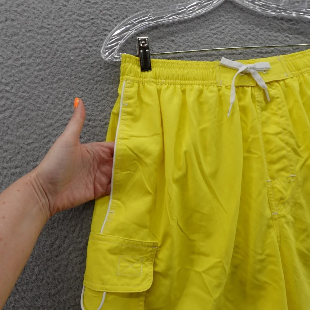 TYR Challenger Swim Trunks Large Yellow Mens Mesh Lined Quick Dry Pockets NWT‎